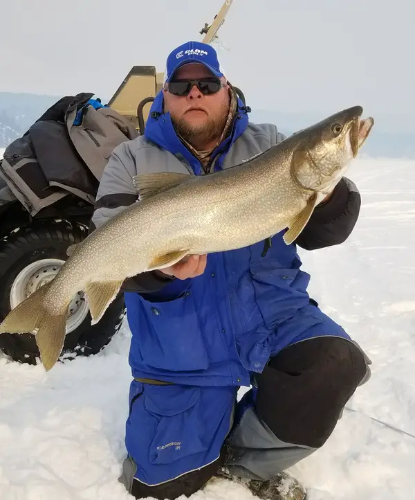 Photo of Jepppesen and Lake Trut caught on a Makiplastic Craigi